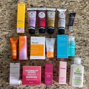 Skincare and Handcream Sample Bundle